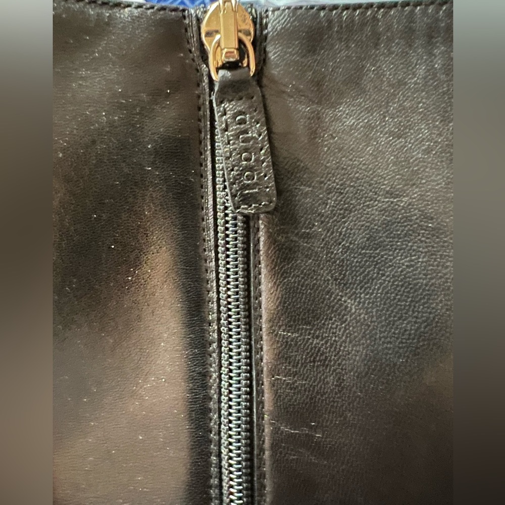 Gucci - Picture 2 of 3